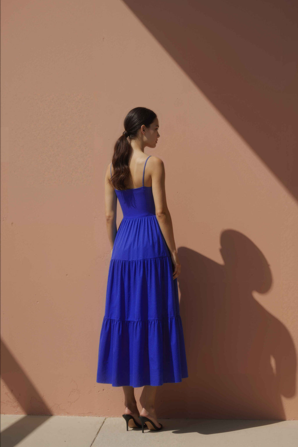 Women in Cobalt Blue Tiered Midi Cotton Dress