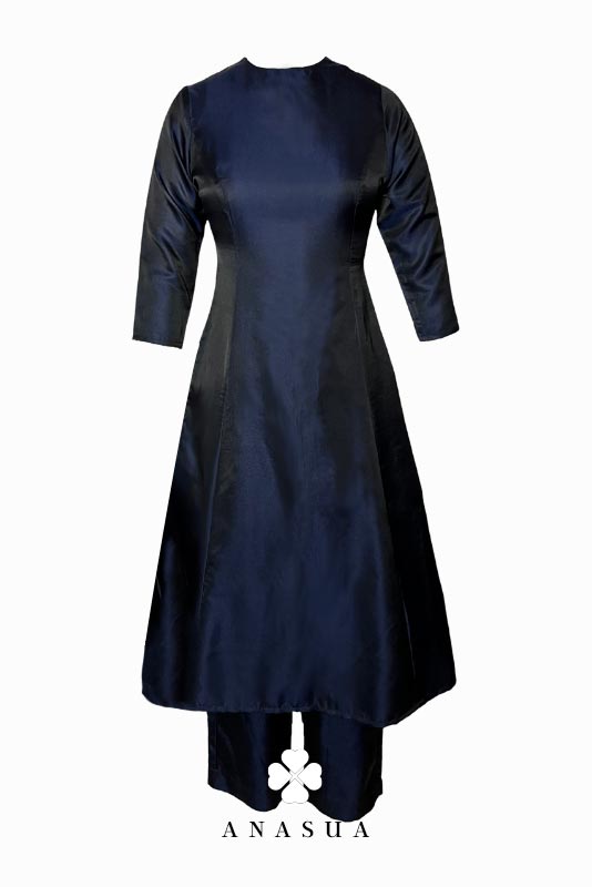 Navy Blue Silk A-Line Kurta Set with White Banaras Dupatta | Anasua