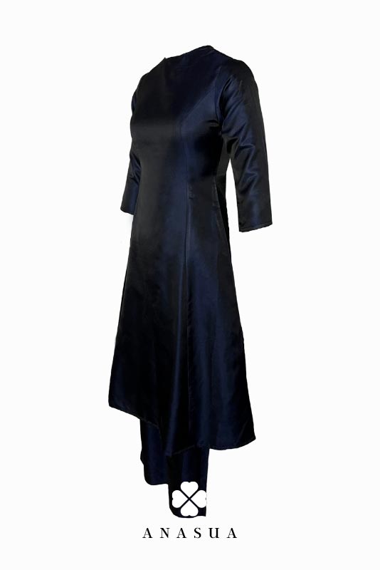 Navy Blue Silk A-Line Kurta Set with White Banaras Dupatta | Anasua